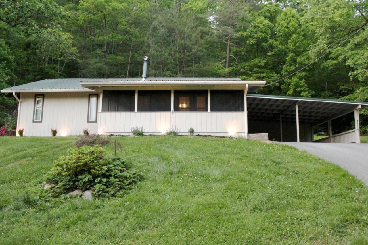 Stay At The Retreat! Gatlinburg-Dollywood เซอเวียร์วีล ภายนอก รูปภาพ
